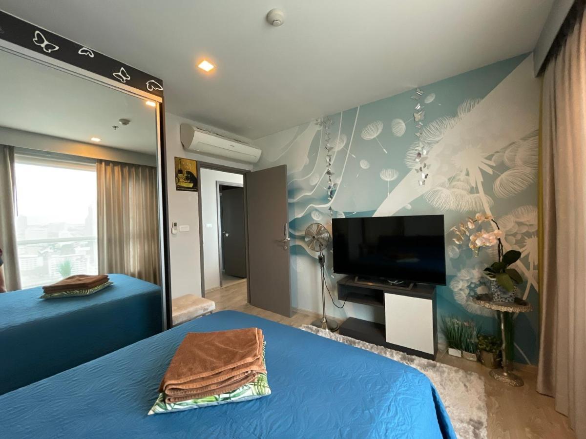 The Base Deluxe Kingsize Apartment Патая Екстериор снимка