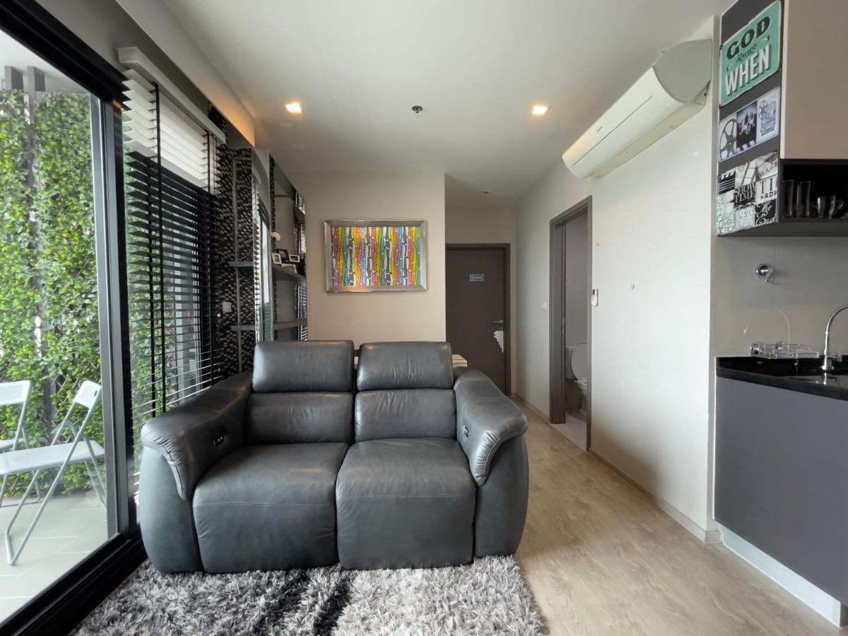 The Base Deluxe Kingsize Apartment Патая Екстериор снимка
