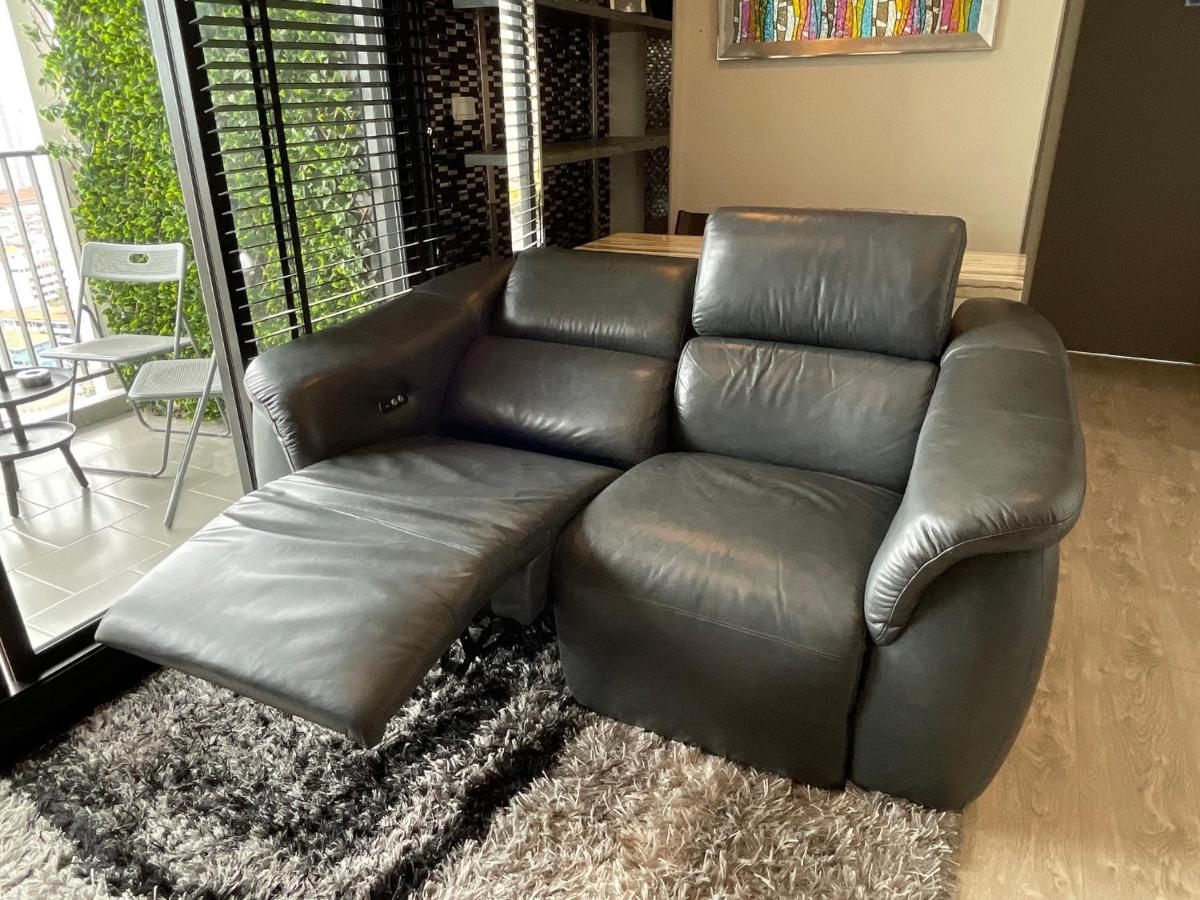The Base Deluxe Kingsize Apartment Патая Екстериор снимка