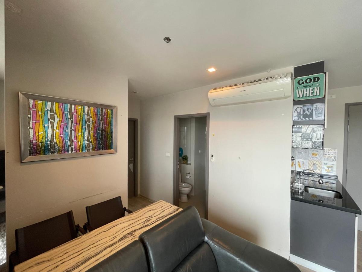 The Base Deluxe Kingsize Apartment Патая Екстериор снимка